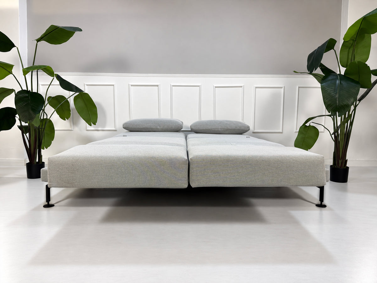 Brühl Moule Medium Sofa Zweisitzer Stoff Grau mit Ablage und Hocker – Ansicht 5